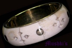 ethnic bangle - click here for large view