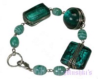 Beaded bracelet - click here for large view