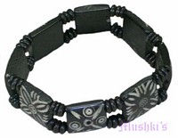 Beaded bracelet - click here for large view