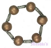 Beaded bracelet - click here for large view
