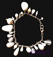 Beaded bracelet - click here for large view