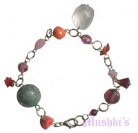 Beaded bracelet - click here for large view