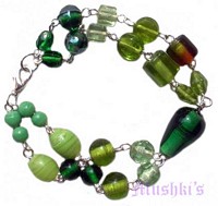 Beaded bracelet - click here for large view