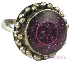 Finger  Ring - click here for large view
