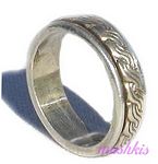 Silver finger ring - click here for large view