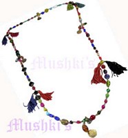 Fashion necklace - click here for large view