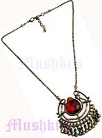 Fashion necklace - click here for large view