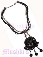 Fashion necklace - click here for large view