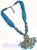 Fashion necklace - click here for large view