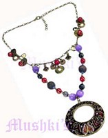 Fashion necklace - click here for large view