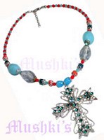 Fashion necklace - click here for large view