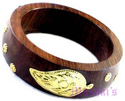 wooden bangle - click here for large view