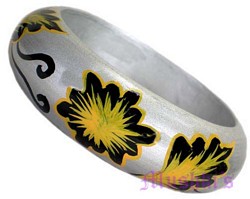 wooden bangle - click here for large view
