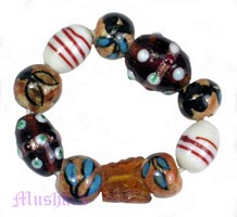 Kids and teens bracelet - click here for large view