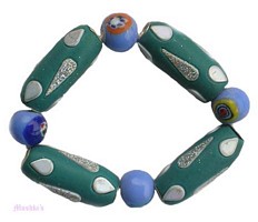 Kids and teens bracelet - click here for large view